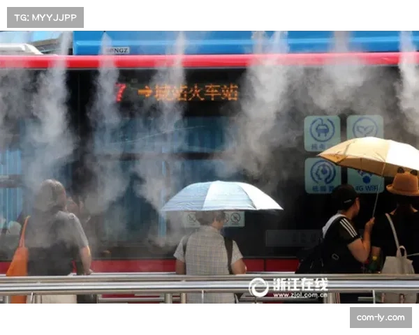 动态:为应对极端高温,赫罗纳主场宣布启用新型球场降温喷雾系统 动态:为应对极端高温,赫罗纳主场宣布启用新型球场降温喷雾系统